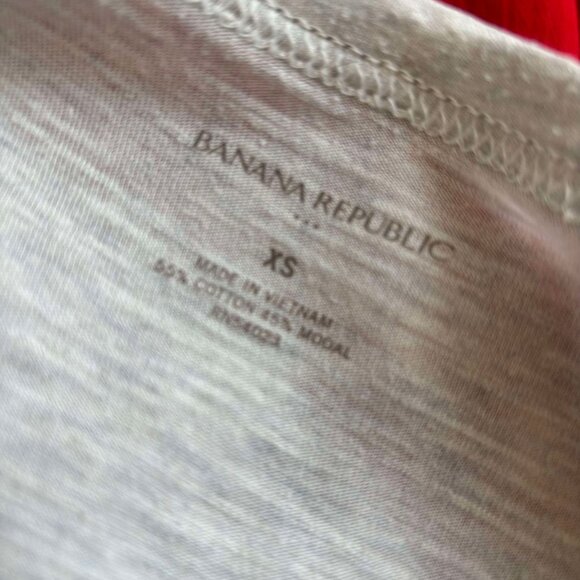 Women's Light Grey Banana Republic (in Rose Gold) Short-Sleeve Top - Picture 6 of 6